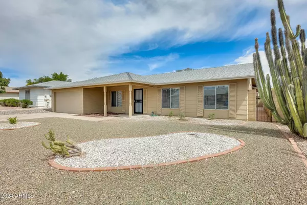 4624 E BOHL Street, Phoenix, AZ 85044