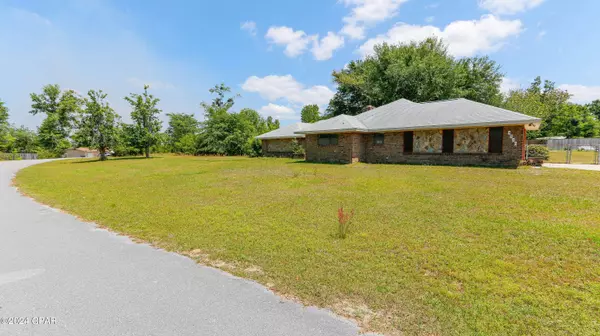 5526 Lakewood CIR, Panama City, FL 32404