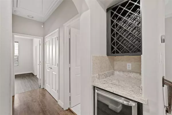 1204 Sampson ST, Houston, TX 77003