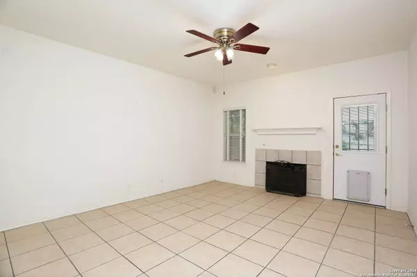 2318 GOAT CREEK RUN, San Antonio, TX 78232-4039