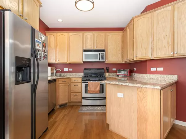 1105 Longwood DR #1105, Lisle, IL 60532