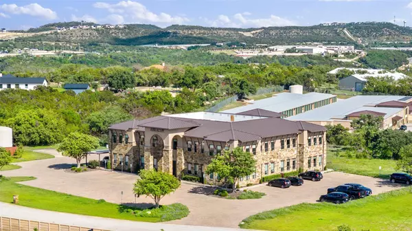 5101 Hidden Creek LN, Spicewood, TX 78669