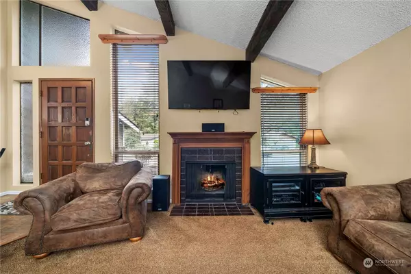 15509 SE 175th CT, Renton, WA 98058