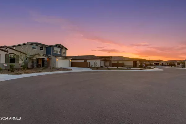 13313 W DALE Lane, Peoria, AZ 85383