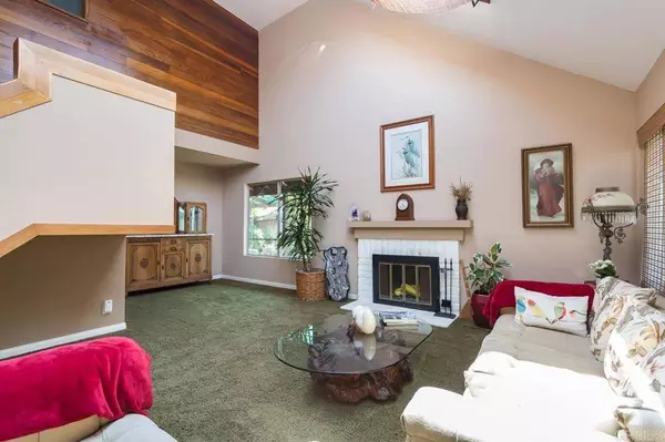 261 Village Run West, Encinitas, CA 92024