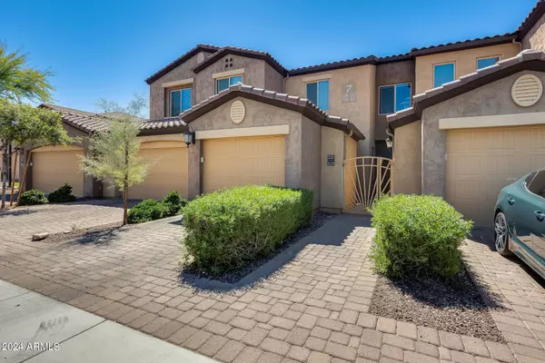 250 W QUEEN CREEK Road #121, Chandler, AZ 85248