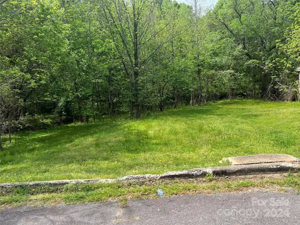 137 New ST, York, SC 29745