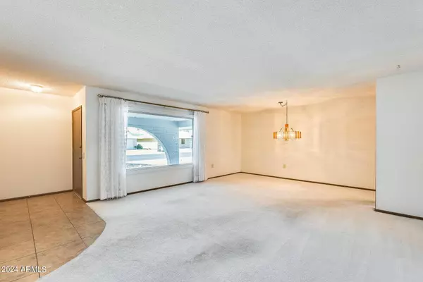 13022 W WESTGATE Drive, Sun City West, AZ 85375