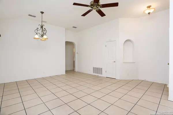 2318 GOAT CREEK RUN, San Antonio, TX 78232-4039