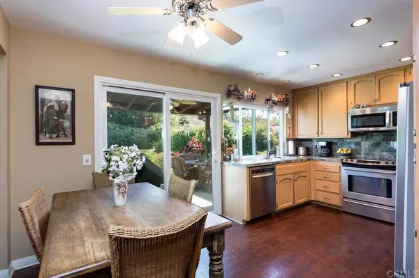 261 Village Run West, Encinitas, CA 92024