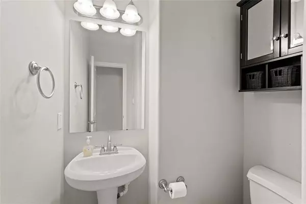 1204 Sampson ST, Houston, TX 77003