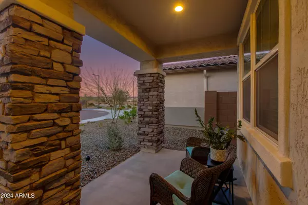 13313 W DALE Lane, Peoria, AZ 85383