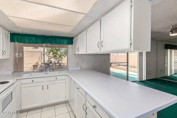 12433 N 47TH Drive, Glendale, AZ 85304