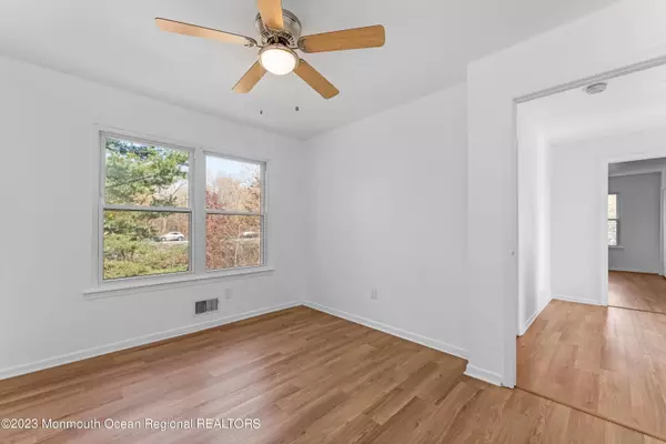 29 Willow Brook Road, Freehold, NJ 07728