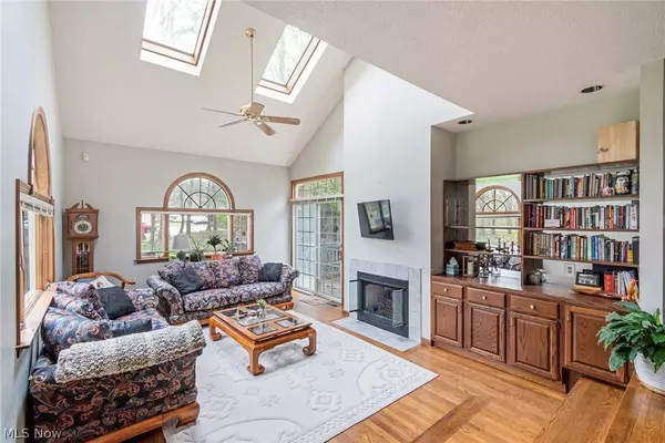 6747 Lockwood BLVD, Youngstown, OH 44512