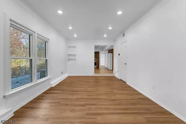 29 Willow Brook Rd, Freehold Twp., NJ 07728