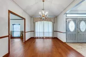 704 Indian Springs Trail, Kennedale, TX 76060