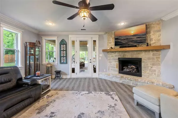 852 Rs County Road 4254, Point, TX 75472