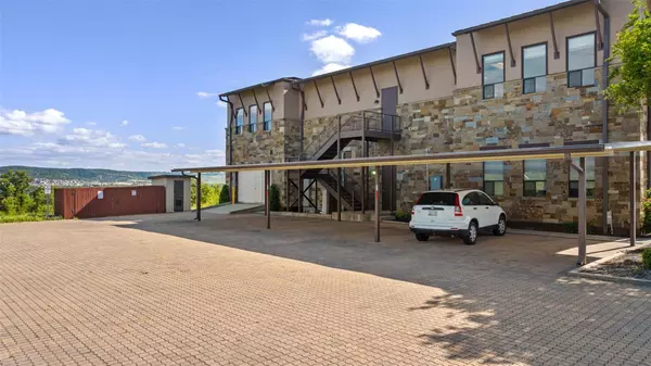 5101 Hidden Creek LN, Spicewood, TX 78669