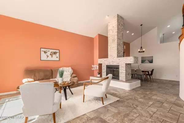 5873 N Misty Ridge Drive, Tucson, AZ 85718