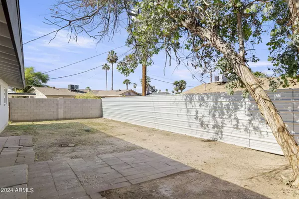 8610 N 35TH Drive, Phoenix, AZ 85051