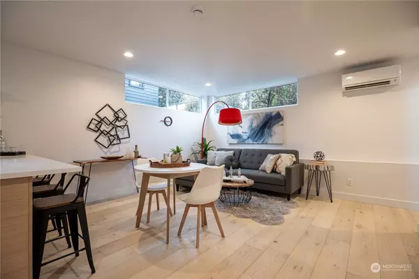 3604 35th AVE W, Seattle, WA 98199