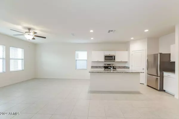 35257 W SAN CAPISTRANO Avenue, Maricopa, AZ 85138