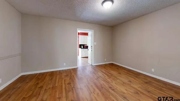 4401 Tartan Ct, Tyler, TX 75703