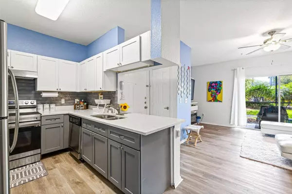 13123 SANCTUARY COVE DR #103, Temple Terrace, FL 33637