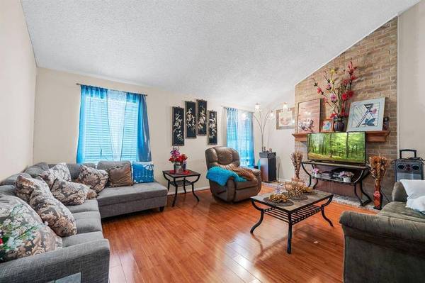 10122 Pebble Park LN, Houston, TX 77036