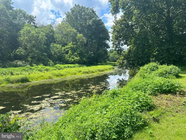 534 RIVERBEND LN, West Chester, PA 19382