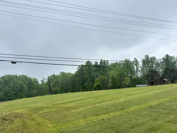 2745 McCoinsville Rd, Gainesboro, TN 38562