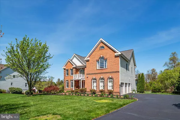 1717 OAKDALE DR, Cooksville, MD 21723