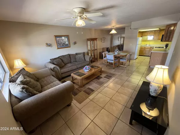 319 E Lancaster Court, Florence, AZ 85132