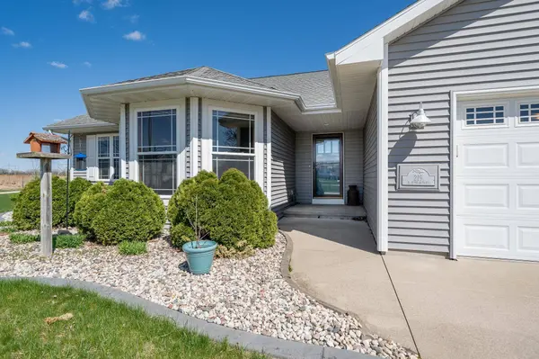 219 N 12TH AVE, Winneconne, WI 54986