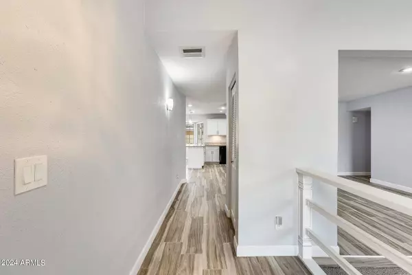 14018 N 44TH Drive, Glendale, AZ 85306