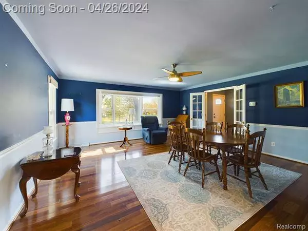 2526 Costa Mesa Road, Waterford, MI 48329