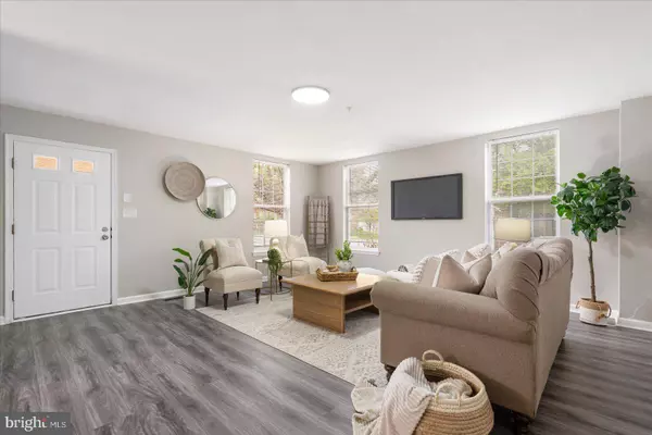 801 EDMONDSON, Baltimore, MD 21228