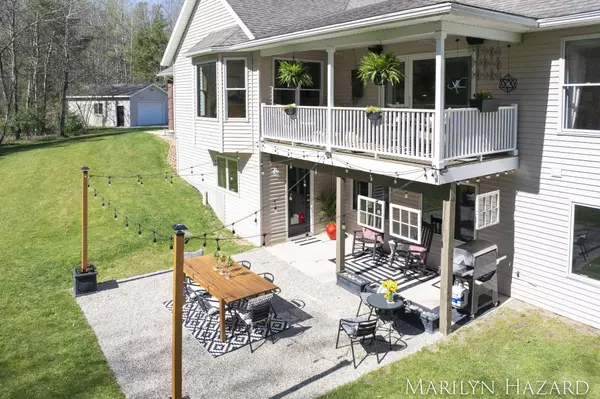 11793 Henrietta NE Drive, Rockford, MI 49341