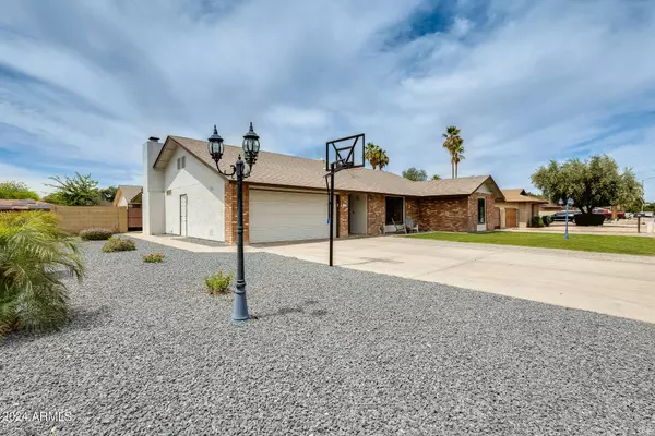 14018 N 44TH Drive, Glendale, AZ 85306