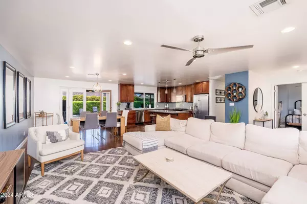 8426 E BONITA Drive, Scottsdale, AZ 85250