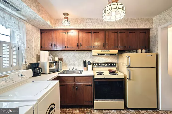 753 HARDWICK PL, York, PA 17404