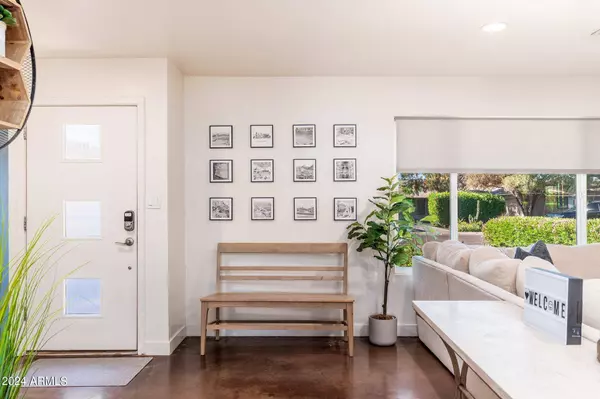 8426 E BONITA Drive, Scottsdale, AZ 85250