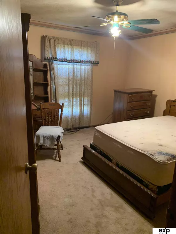 2813 Nottingham Drive, Bellevue, NE 68123