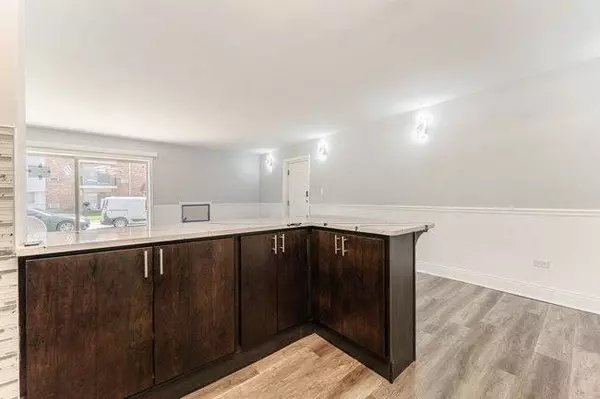 1924 Canal ST #1B, Blue Island, IL 60406