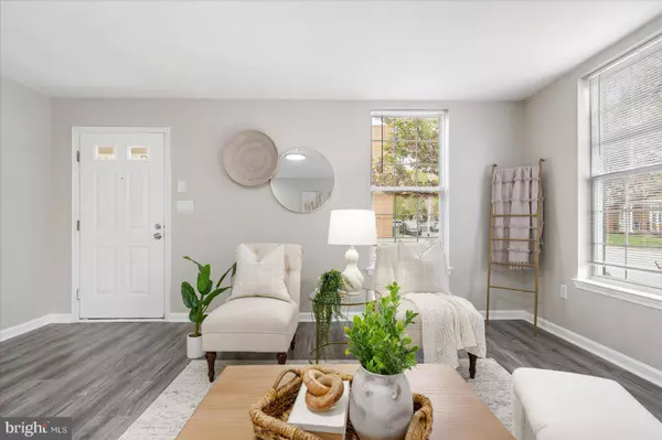 801 EDMONDSON, Baltimore, MD 21228