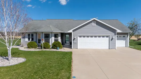 219 N 12TH AVE, Winneconne, WI 54986