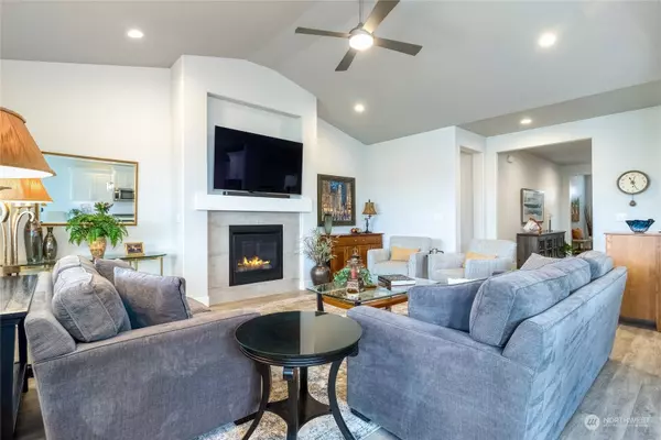 298 Champagne WAY, Walla Walla, WA 99362