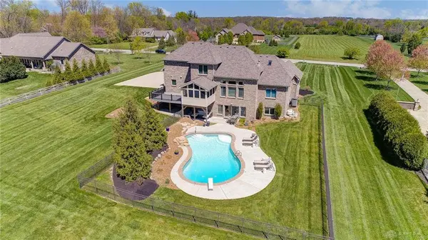 5879 Thomas Drive, Waynesville, OH 45068