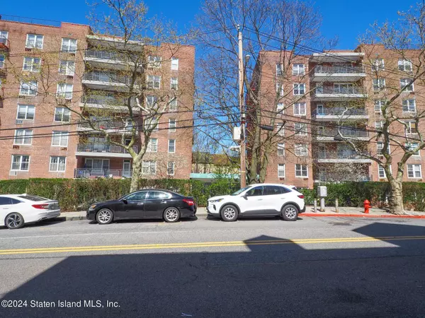 55 Austin Place #5p, Staten Island, NY 10304